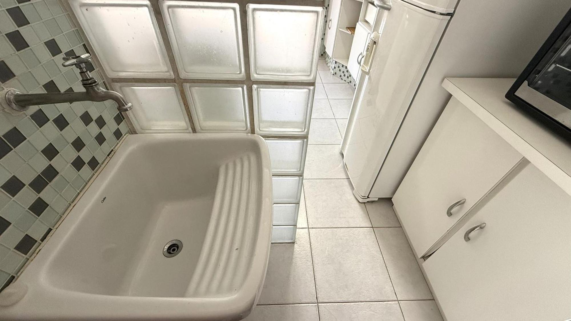 Flat A 1 Quadra Da Praia Das Pitangueiras - Ar Condicionado - 6 Pessoas Гуаружа Экстерьер фото